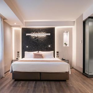 Kamer "Premium" met een King Size Bed op de Hoek